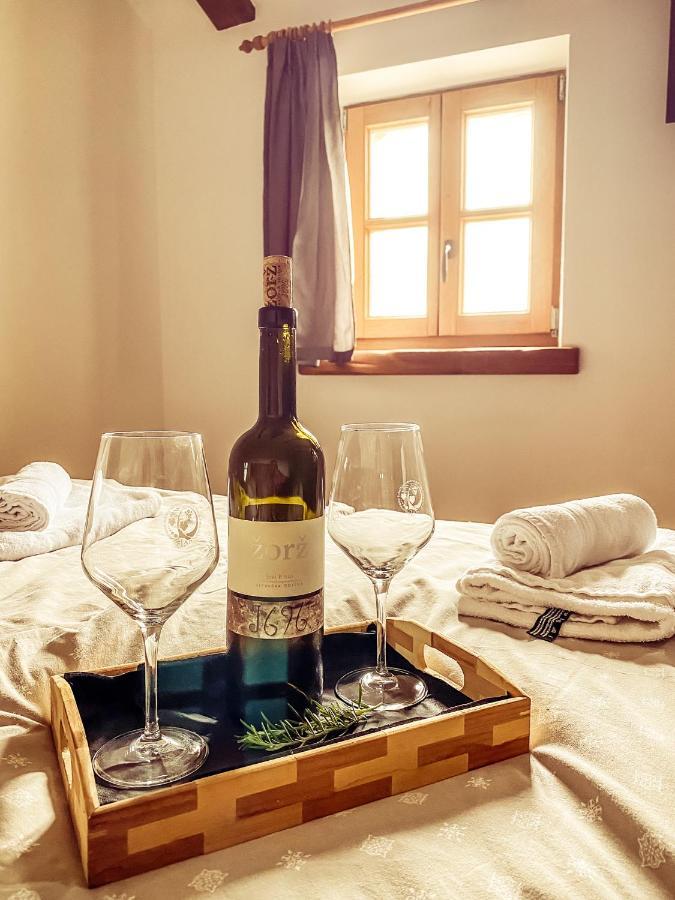 Boutique Rooms & Winery Zorz Vipava Eksteriør bilde